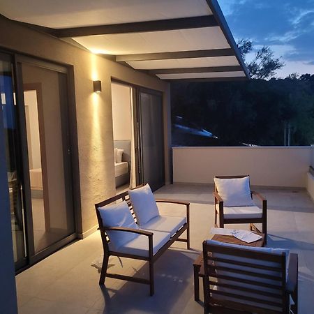 Ecstasy Luxury Villas Apolpaina Bagian luar foto