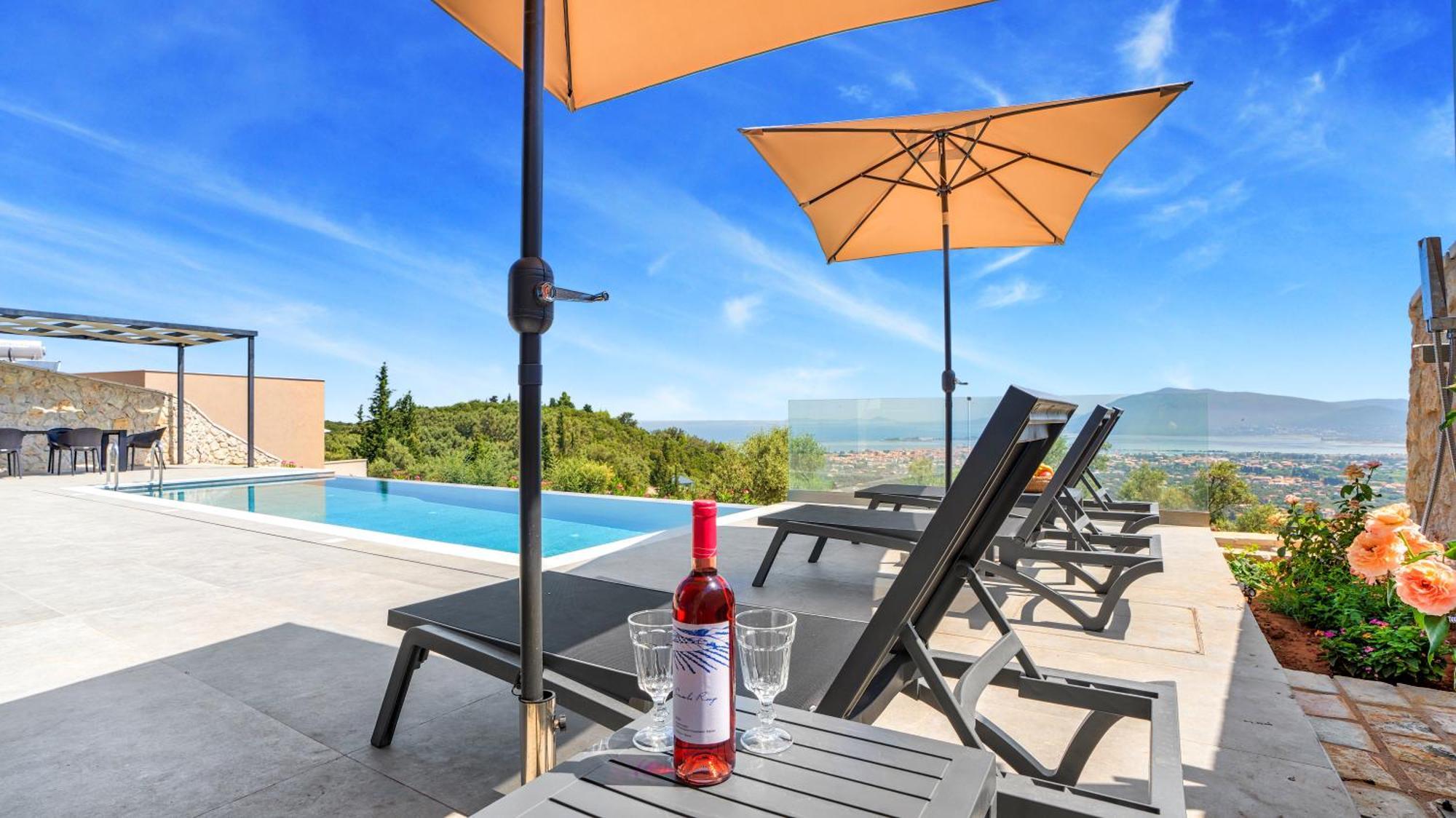 Ecstasy Luxury Villas Apolpaina Bagian luar foto